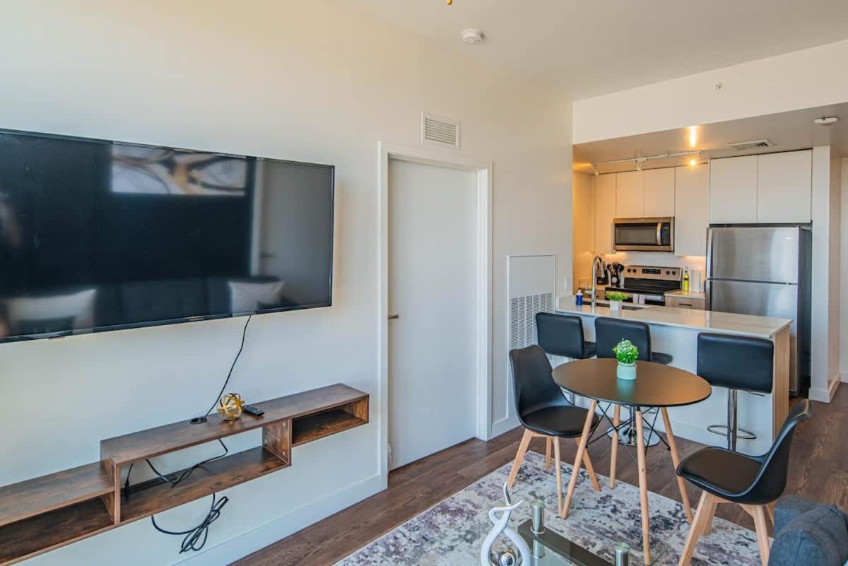 Apartamento Detailed 2Bd, Highrise Dt, Pool, Gym, Parking, Sleeps 8 Phoenix Exterior foto